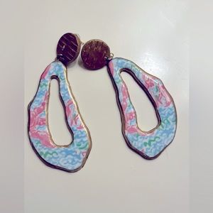 Lilly inspire earrings by mell’s trinklets